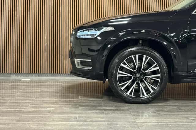 Volvo XC90 (2023) thumbnail 6
