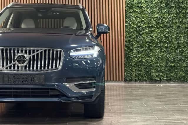 Volvo XC90 (2023) thumbnail 11