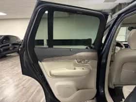 Volvo XC90 (2023) thumbnail 14