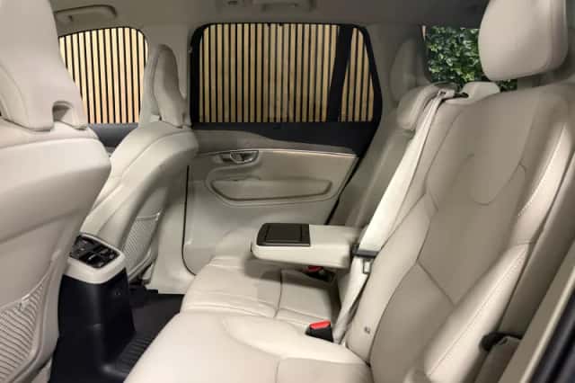 Volvo XC90 (2023) thumbnail 17
