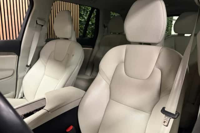 Volvo XC90 (2023) thumbnail 22