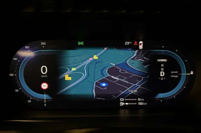 Volvo XC90 (2023) thumbnail 24