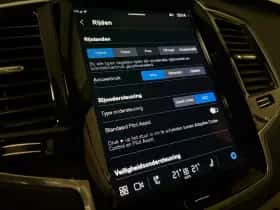 Volvo XC90 (2023) thumbnail 31