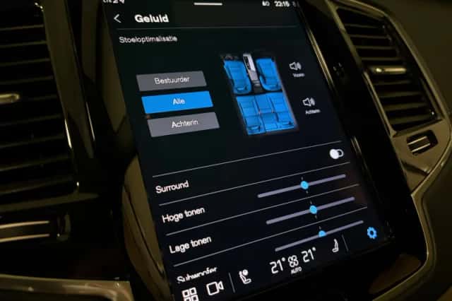 Volvo XC90 (2023) thumbnail 33