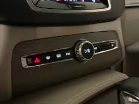Volvo XC90 (2023) thumbnail 48