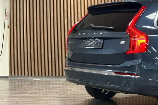 Volvo XC90 (2023) thumbnail 10