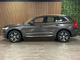 Volvo XC60 (2022) thumbnail 2