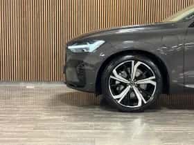 Volvo XC60 (2024) thumbnail 3