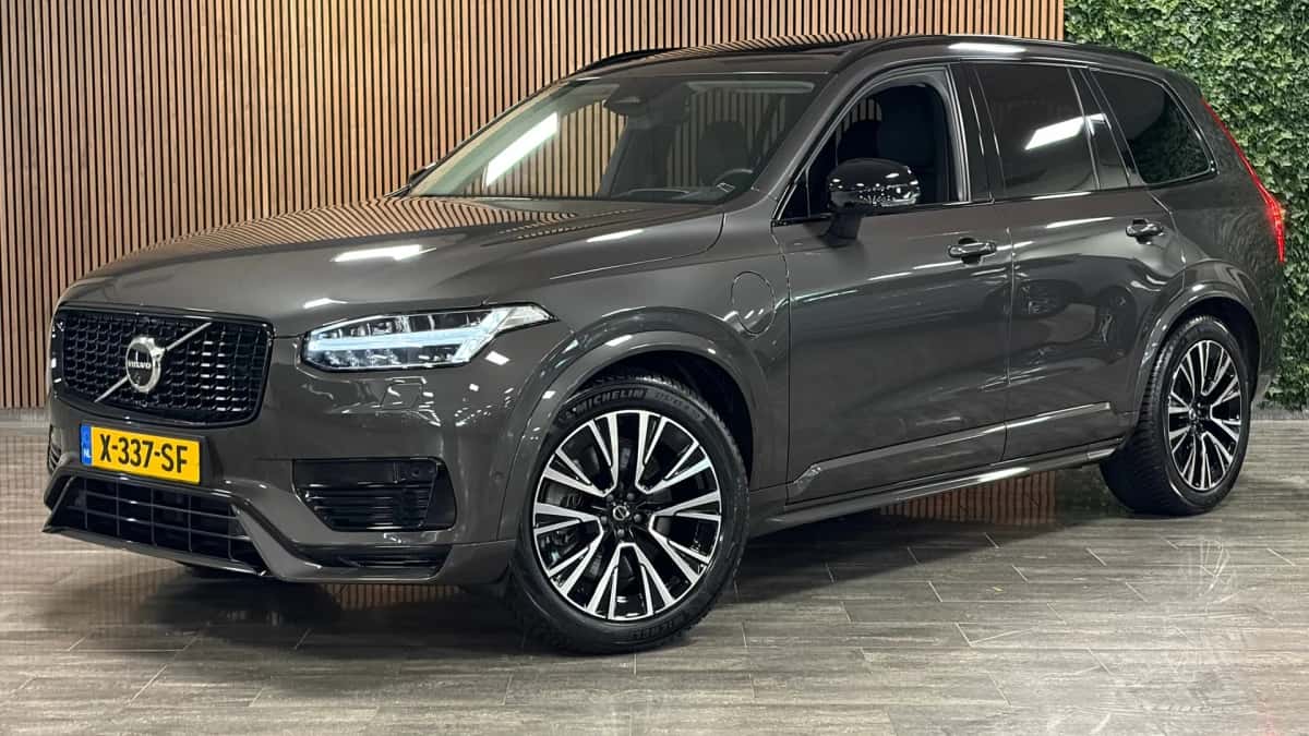 Volvo XC90 (2024) — foto 1
