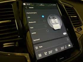 Volvo XC90 (2024) thumbnail 36