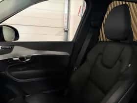Volvo XC90 (2024) thumbnail 45
