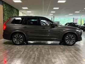 Volvo XC90 (2024) thumbnail 8