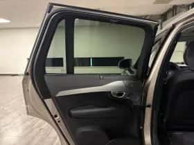 Volvo XC90 (2024) thumbnail 14
