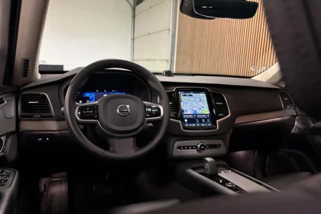 Volvo XC90 (2024) thumbnail 20