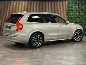 Volvo XC90 (2024) thumbnail 3