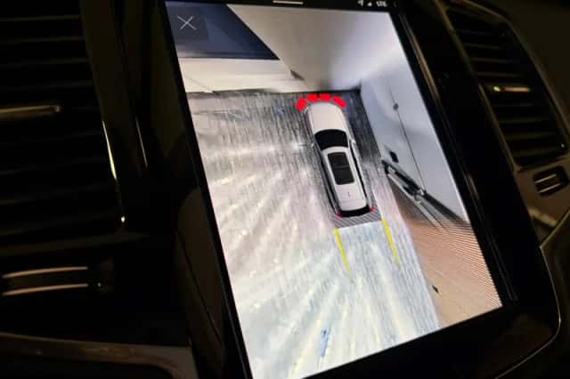 Volvo XC90 (2024) thumbnail 33