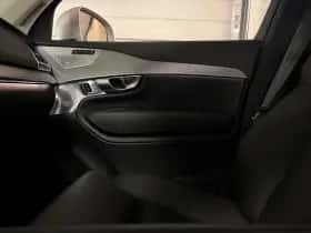 Volvo XC90 (2024) thumbnail 51