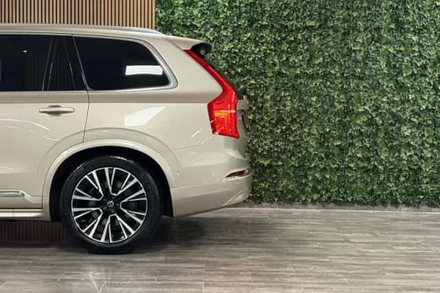 Volvo XC90 (2024) thumbnail 7