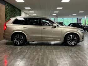 Volvo XC90 (2024) thumbnail 8