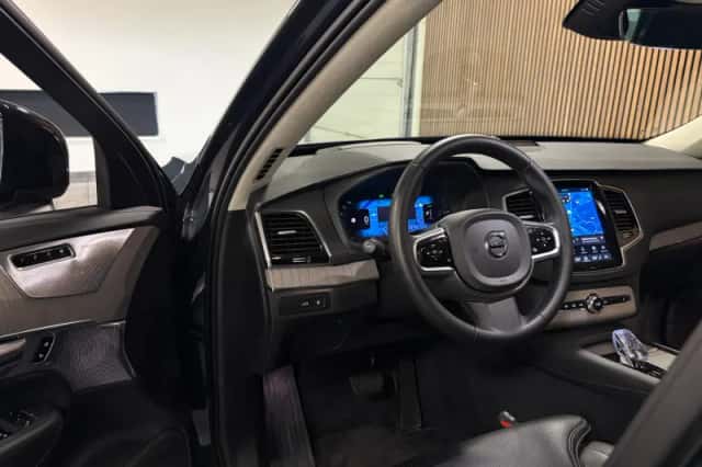 Volvo XC90 (2024) thumbnail 21