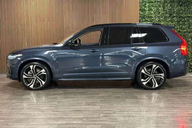 Volvo XC90 (2024) thumbnail 5