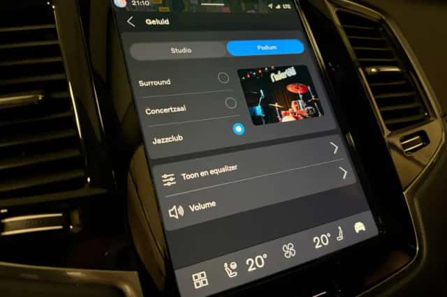 Volvo XC90 (2024) thumbnail 42