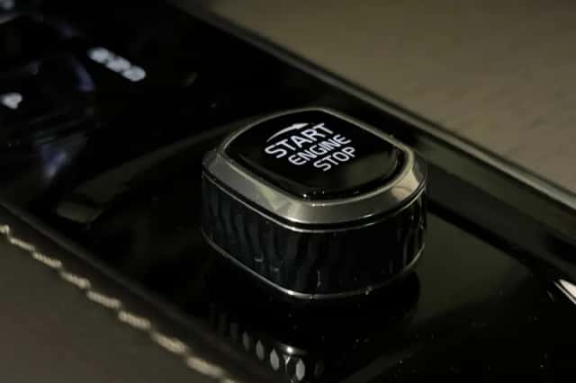 Volvo XC90 (2024) thumbnail 59
