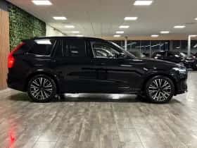 Volvo XC90 (2024) thumbnail 8