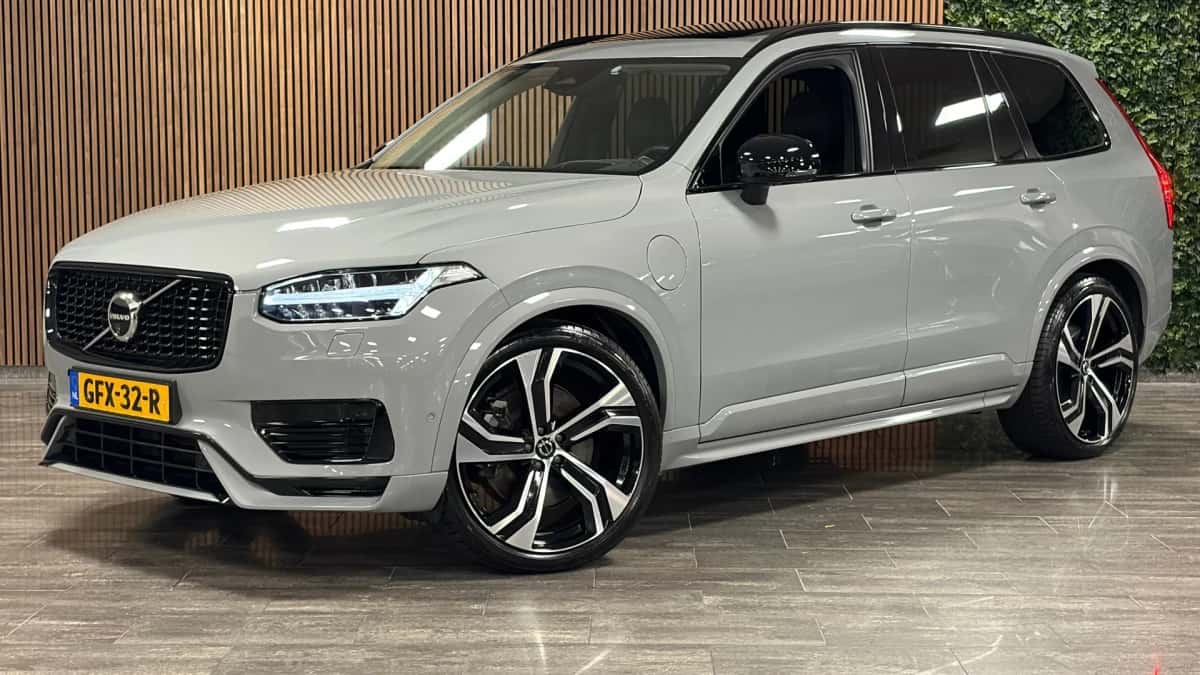 Volvo XC90 (2024) — foto 1