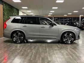 Volvo XC90 (2024) thumbnail 8