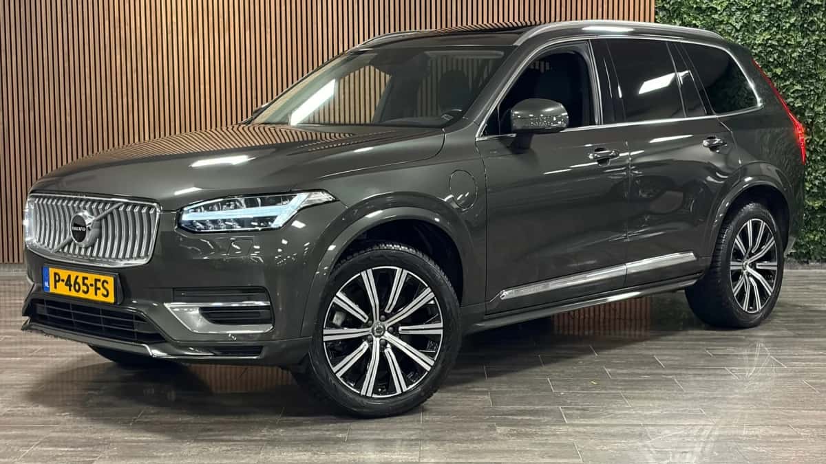 Volvo XC90 (2022) — foto 1