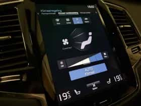 Volvo XC90 (2022) thumbnail 36