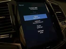 Volvo XC90 (2022) thumbnail 37