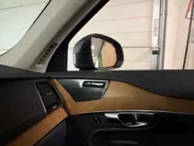 Volvo XC90 (2022) thumbnail 43
