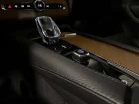 Volvo XC90 (2022) thumbnail 44