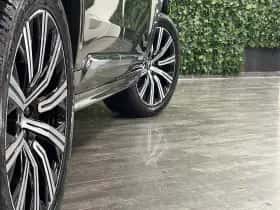 Volvo XC90 (2022) thumbnail 9
