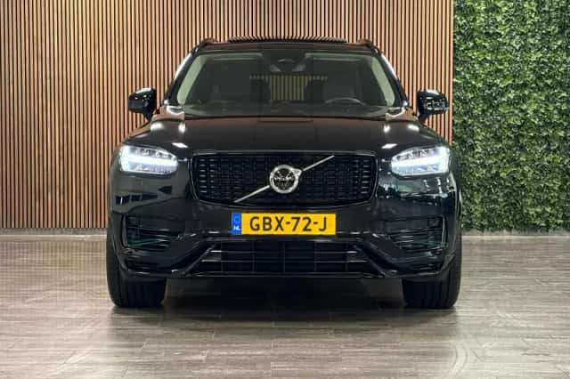 Volvo XC90 (2024) thumbnail 2