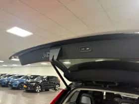 Volvo XC90 (2024) thumbnail 12