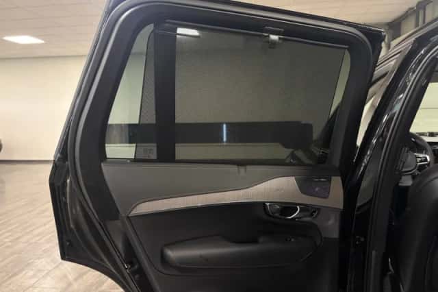 Volvo XC90 (2024) thumbnail 15