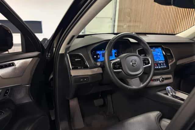 Volvo XC90 (2024) thumbnail 21