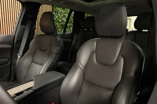 Volvo XC90 (2024) thumbnail 22