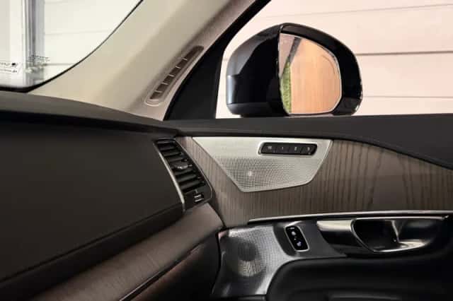 Volvo XC90 (2024) thumbnail 51