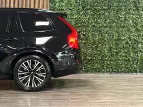 Volvo XC90 (2024) thumbnail 7