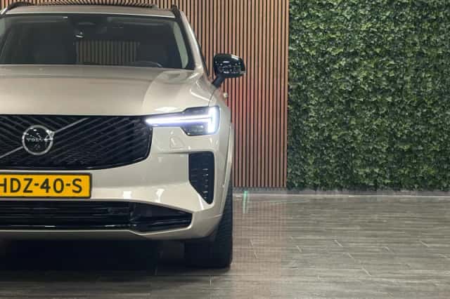 Volvo XC90 (2025) thumbnail 11