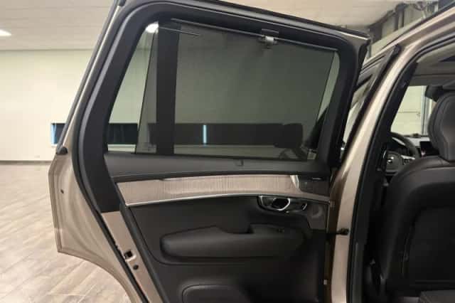Volvo XC90 (2025) thumbnail 15