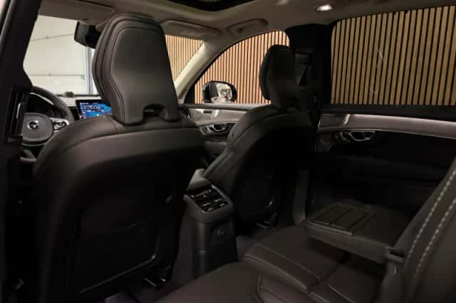 Volvo XC90 (2025) thumbnail 17