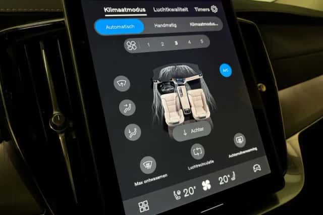 Volvo XC90 (2025) thumbnail 42