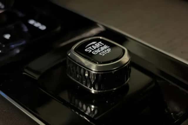 Volvo XC90 (2025) thumbnail 59