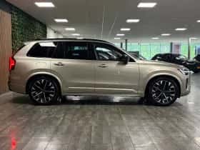 Volvo XC90 (2025) thumbnail 8