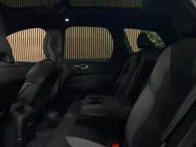 Volvo XC60 (2024) thumbnail 15